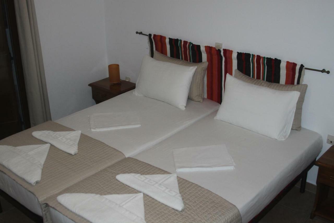Apartments Márpissa Екстериор снимка