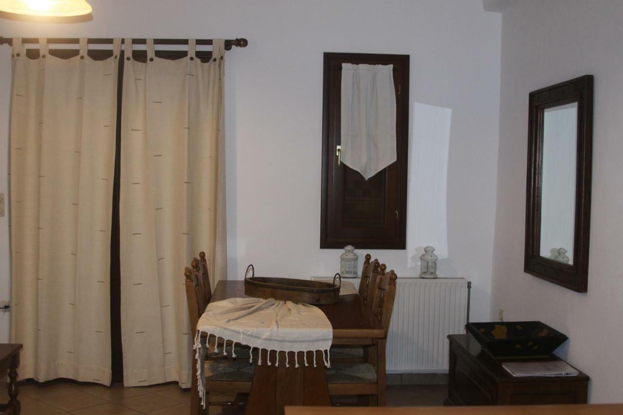 Apartments Márpissa Екстериор снимка